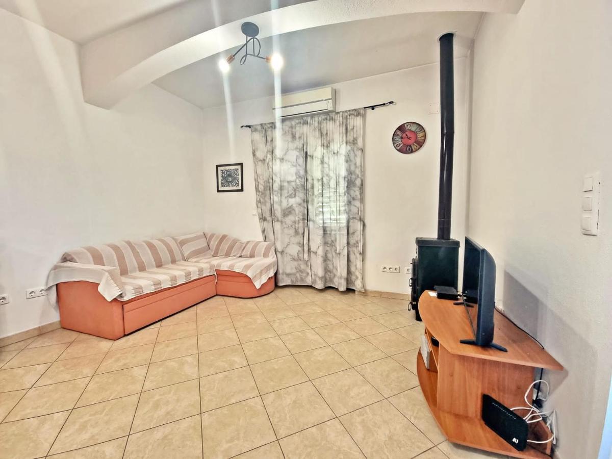 Apartman Irena With Terase End Private Parking Donji Okrug  외부 사진