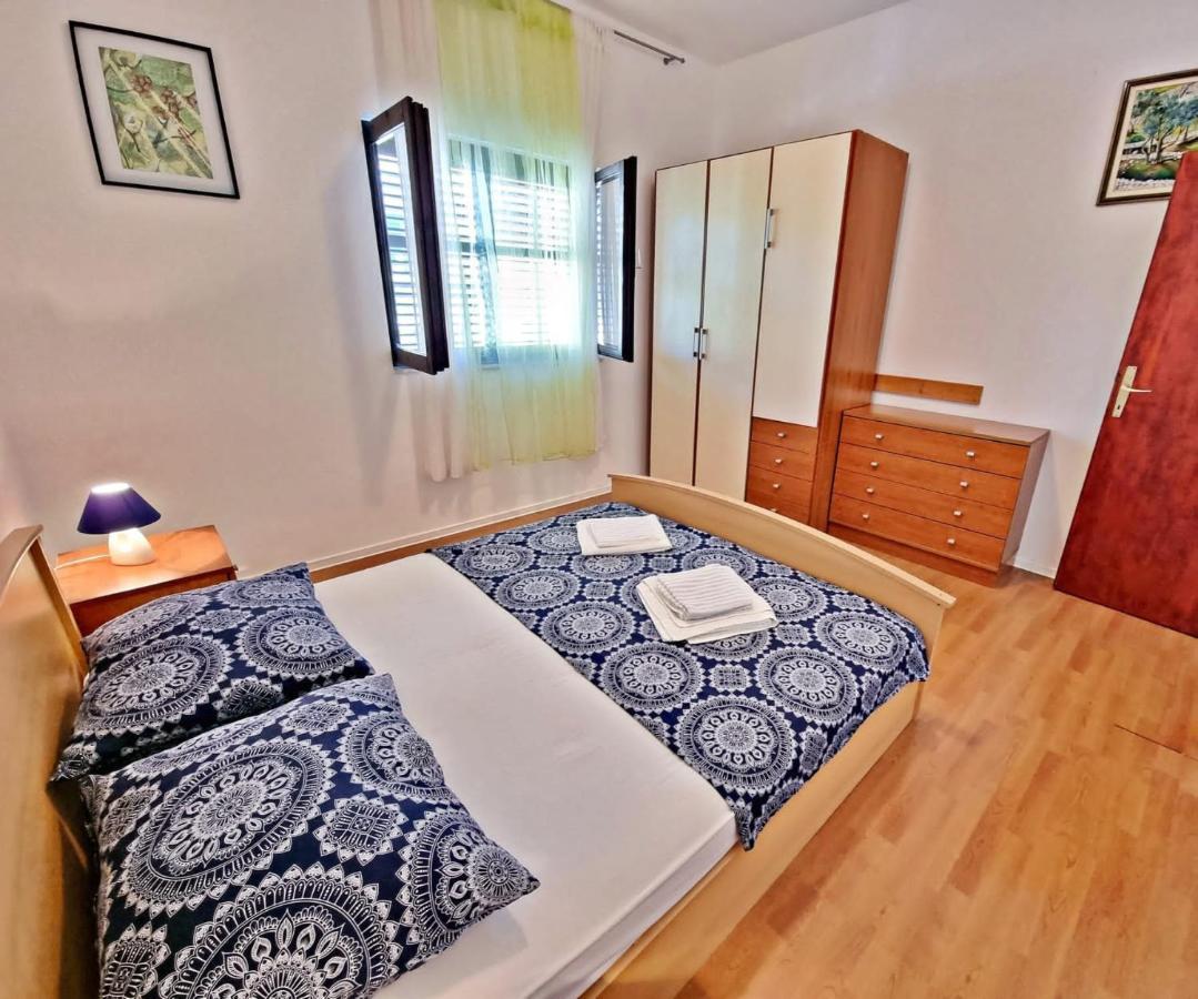 Apartman Irena With Terase End Private Parking Donji Okrug  외부 사진